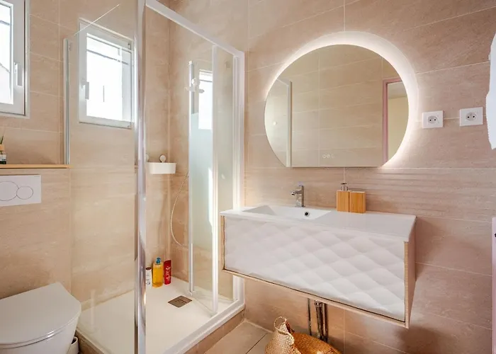 Seine Apartment